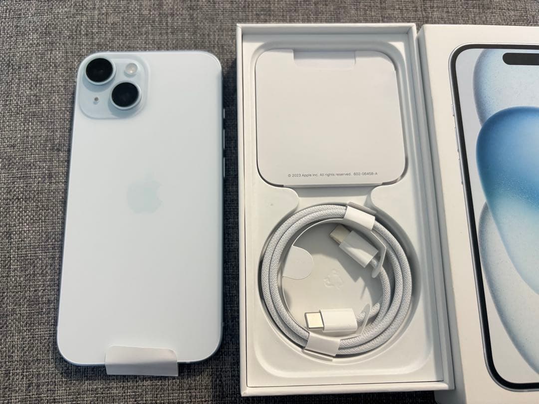 新品未使用　Apple iPhone 15 ブルー本体　128GB