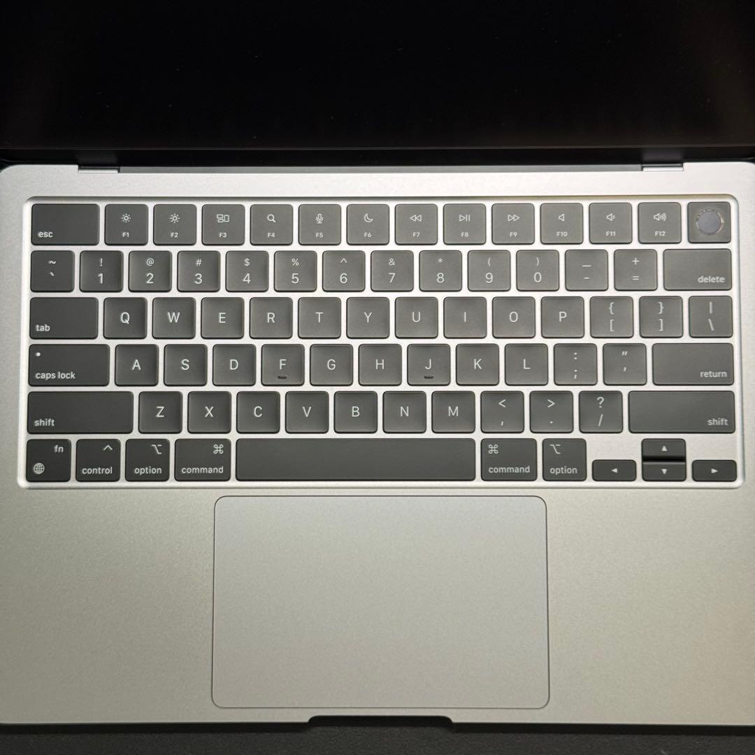 【美品】 M2 MacBook Air 本体 USキーボード