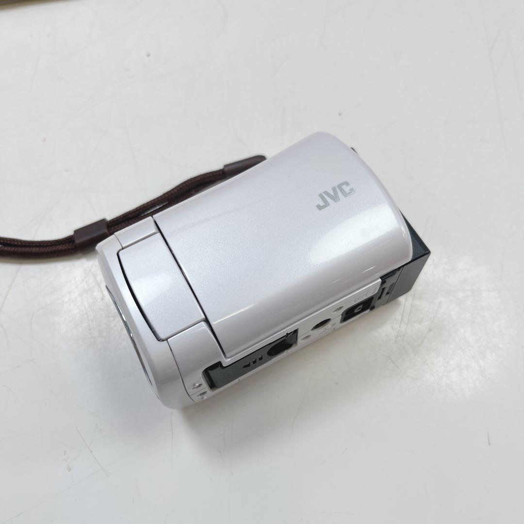 k798 Victor・JVC GZ-N1-W ビデオカメラ