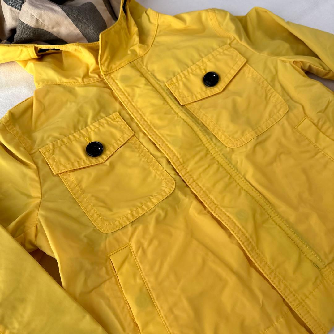 BURBERRY ウィンドブレーカー　4Y 104cm イエロー
