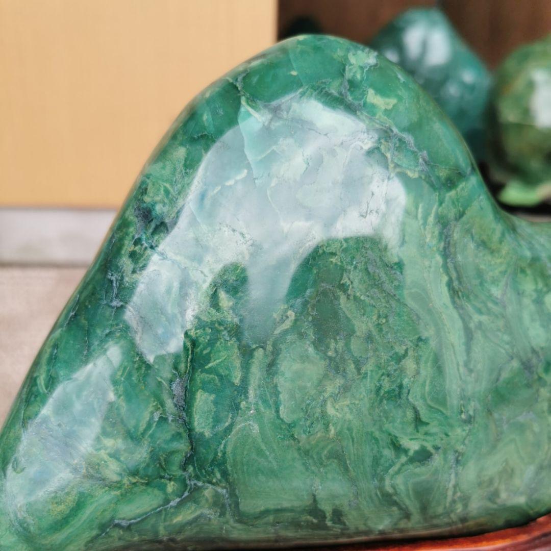 ナミビア翡翠　3.2キロ　翡翠　ヒスイ　鑑賞石　石　置物　オブジェ　インテリア