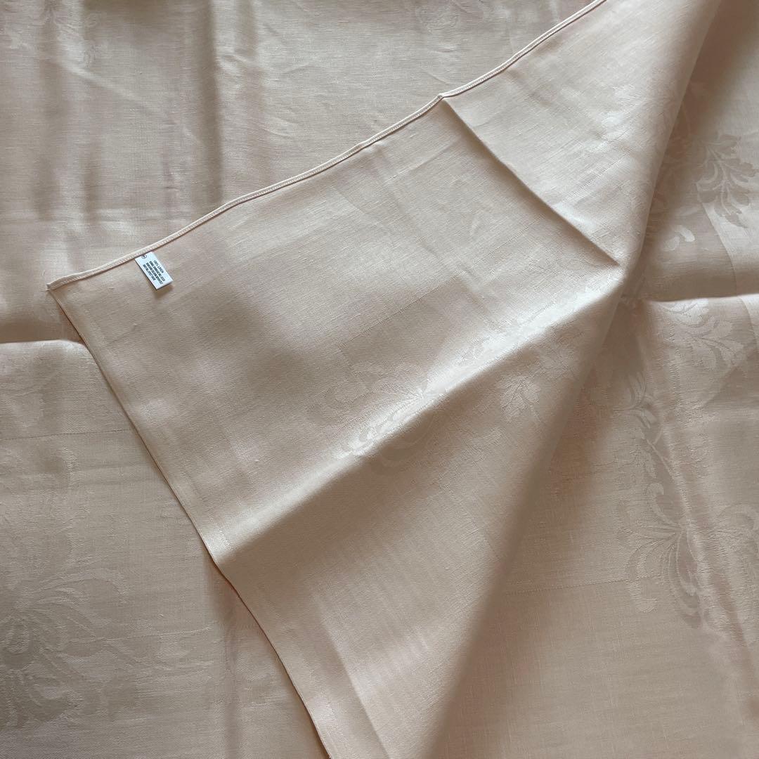 アイリッシュリネンダマスク　テーブルクロス　菊　ピンク　新品未使用