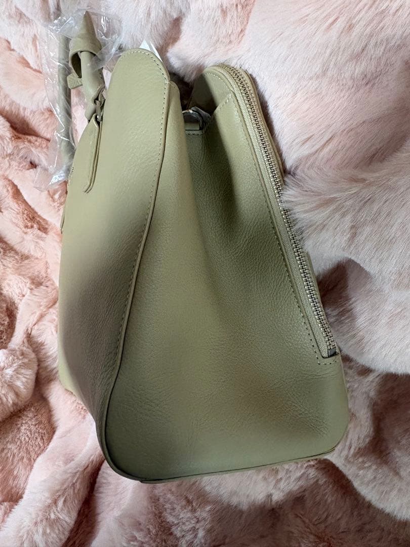 アニエスベー agnes b. ハンドバック　カーフレザー　ベージュ