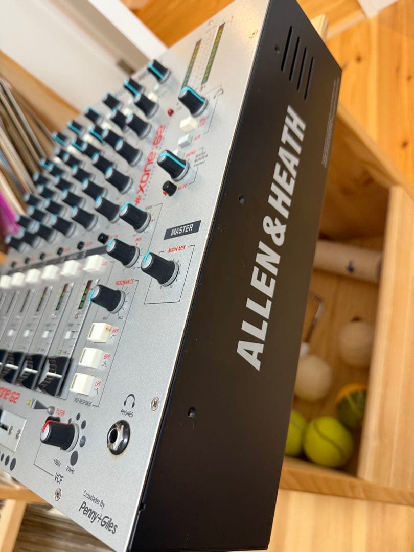 動作良好！ALLEN & HEATH XONE:62 DJミキサー
