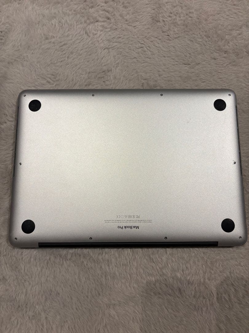 Apple MacBook Pro シルバー 充電器付き