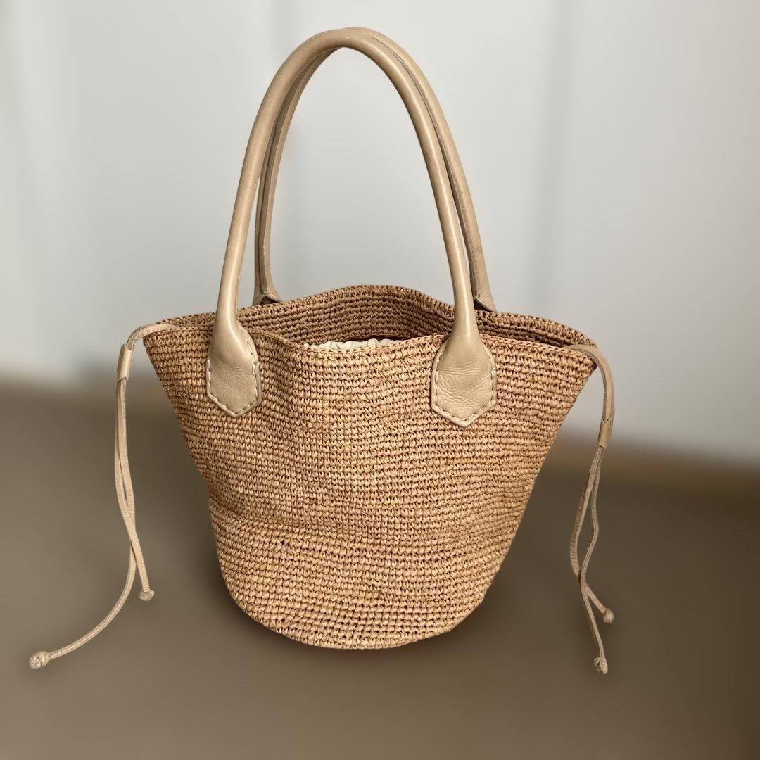 ヘレンカミンスキー　バック