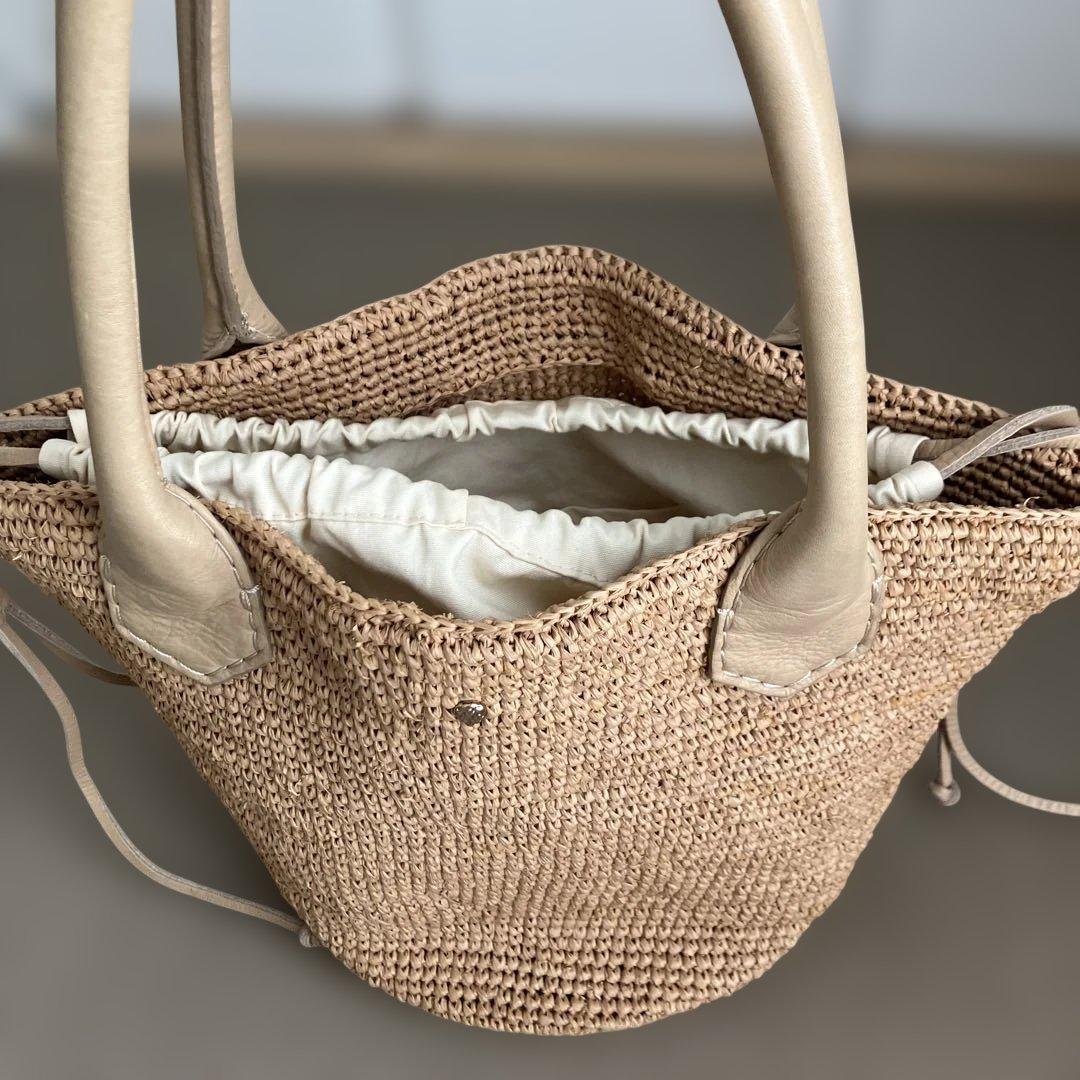 ヘレンカミンスキー　バック