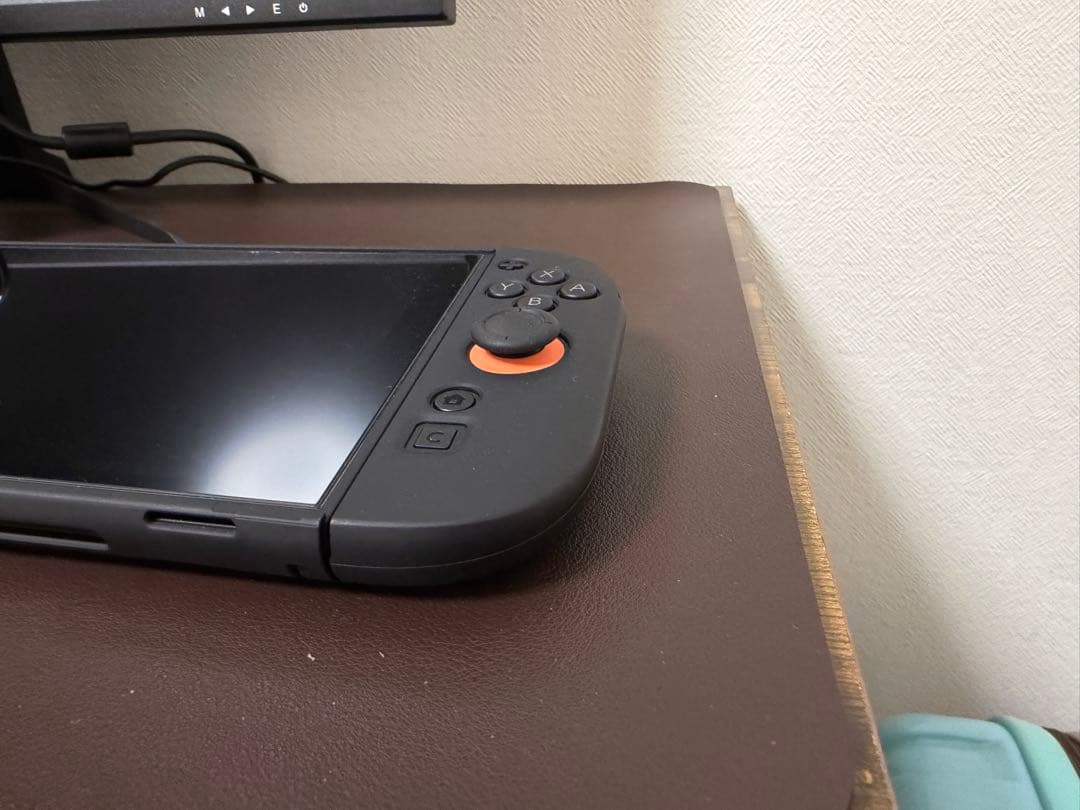 Nintendo Switch 2 日本語・国内専用　ほぼ新品