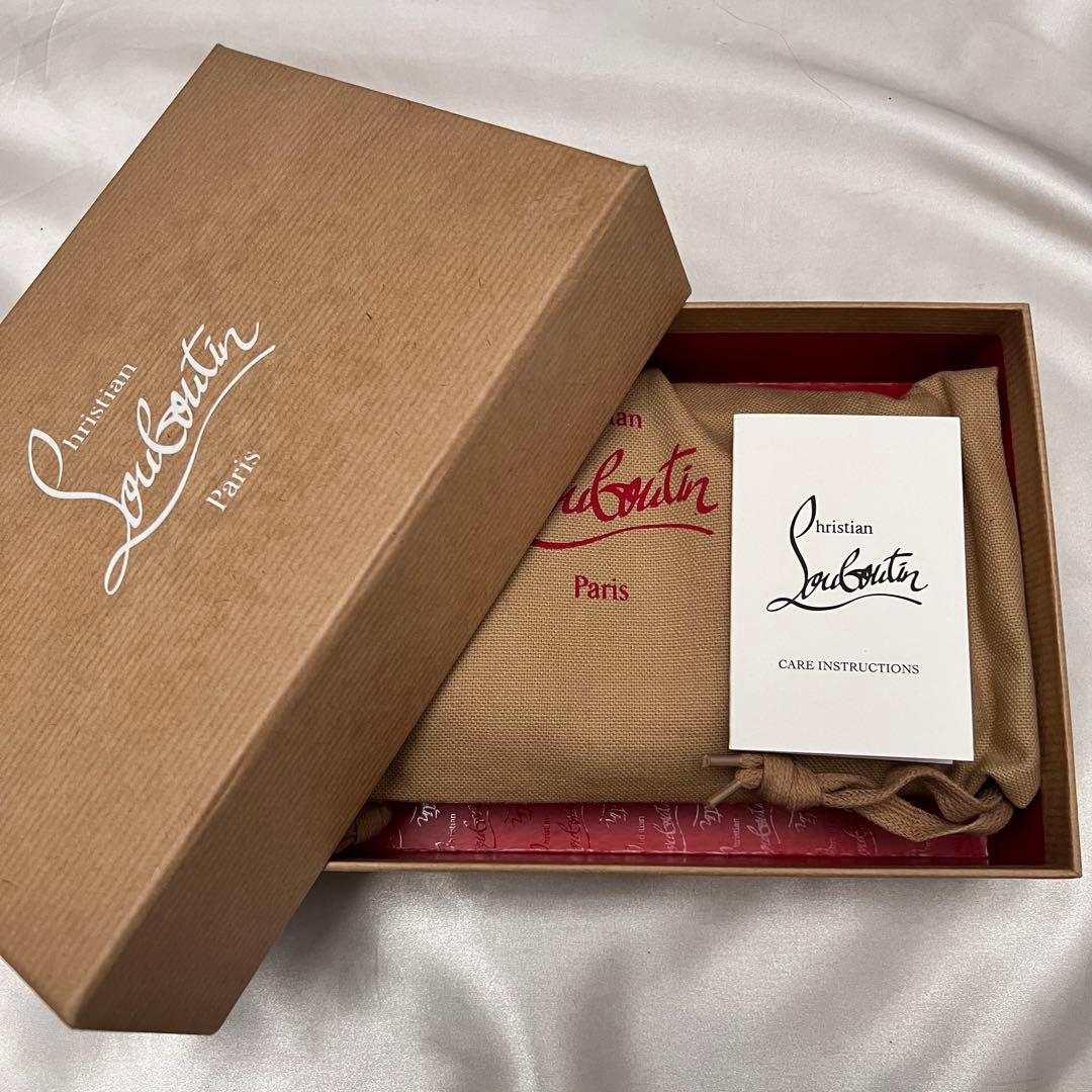 ◇箱・袋付き極美品◇ルブタン　パネトーネ　スパイクスタッズ長財布　ブラック