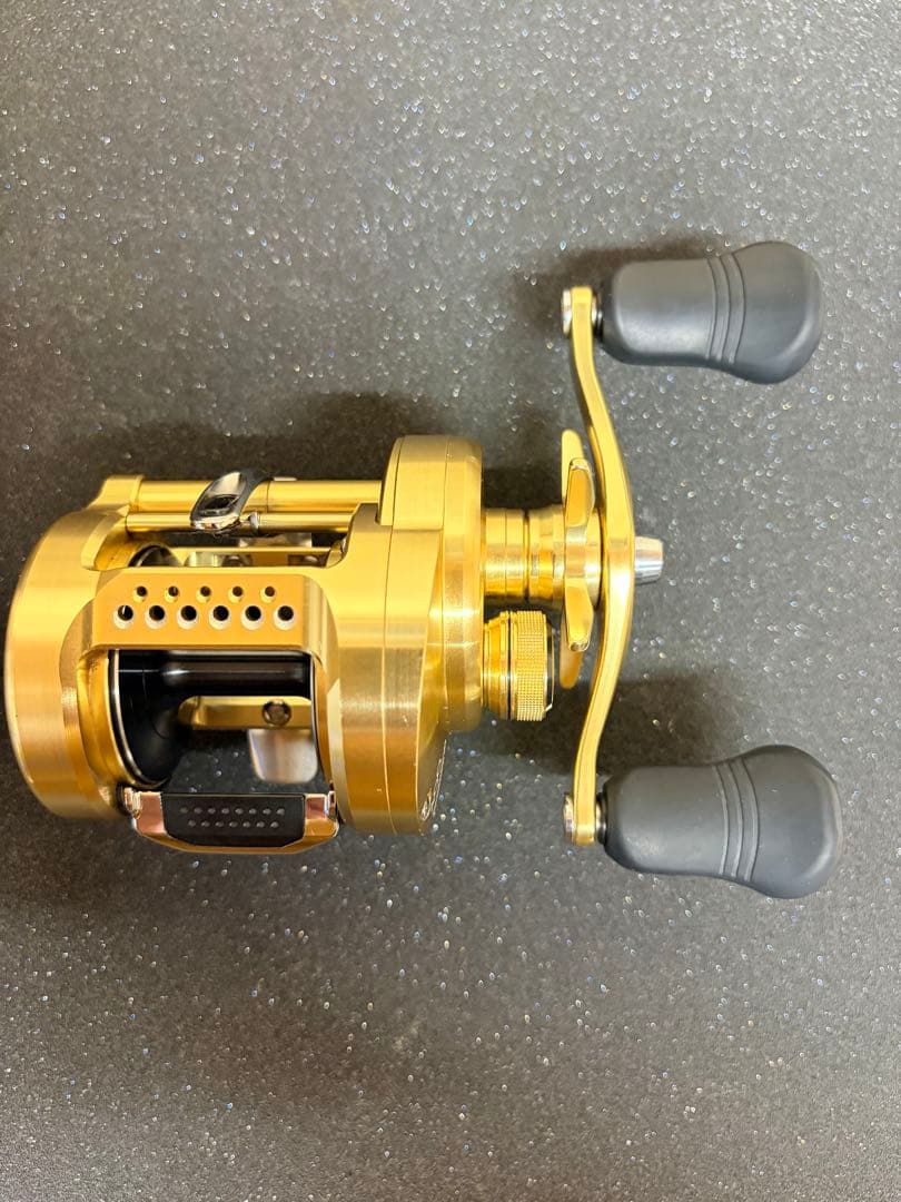 専用　SHIMANO CALCUTTA CONQUEST 400