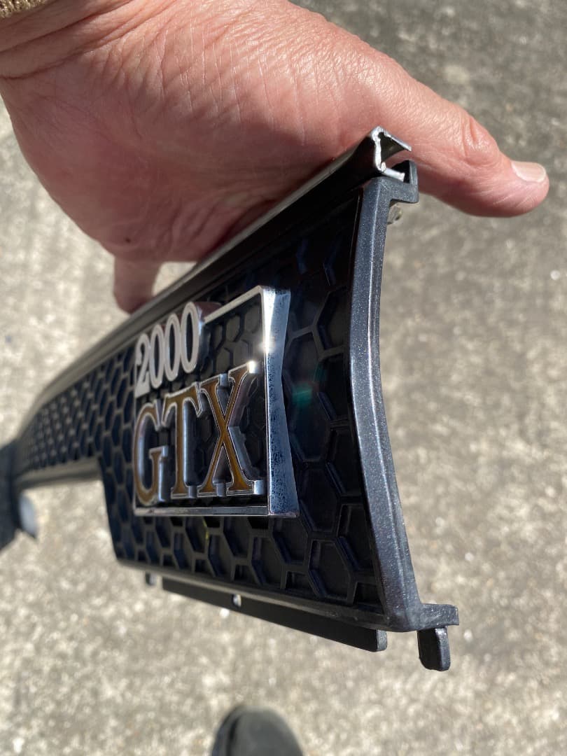 ハコスカ　後期　2000 GTX 4ドア　ハードトップ　共通　リヤーパネル