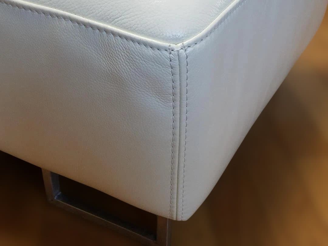 ①IDC 大塚家具 本革 オットマン L/Sコンフォート ホワイト レザー 中古