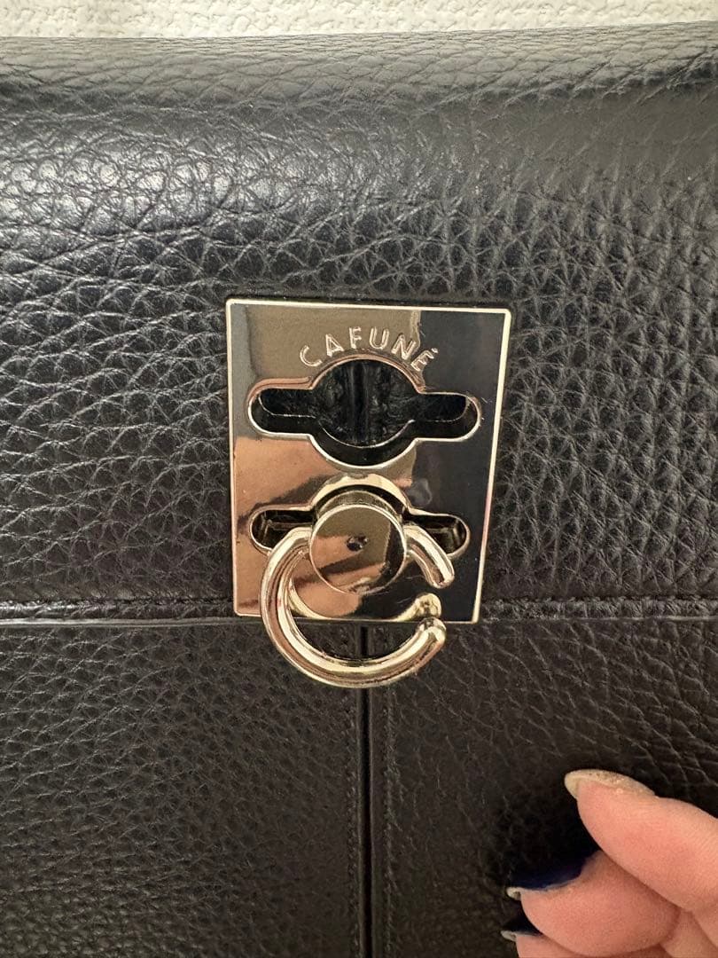 Cafune ブラック ショルダーバッグ