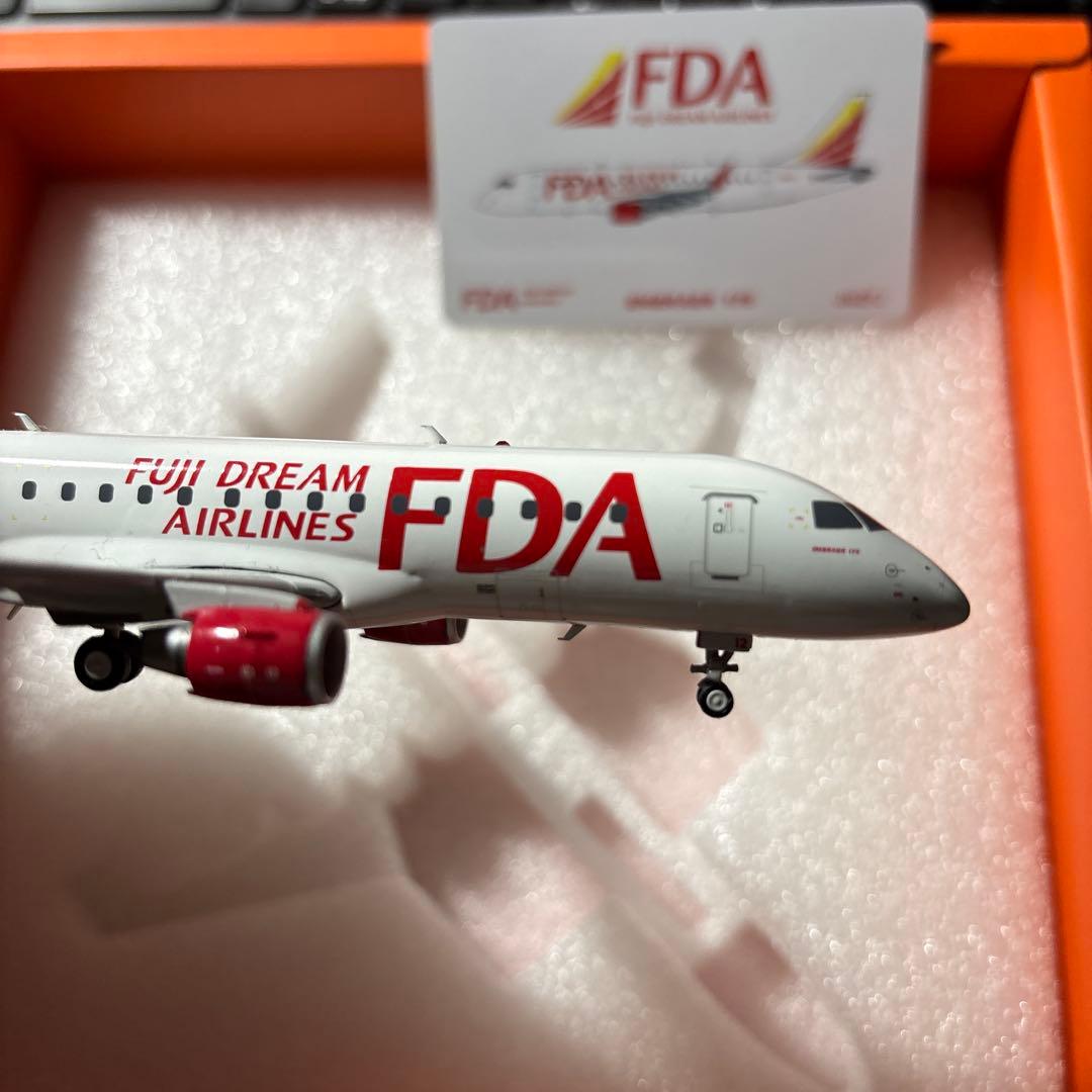 1/200 jc wings FDA ERJ-175 エンブラエル