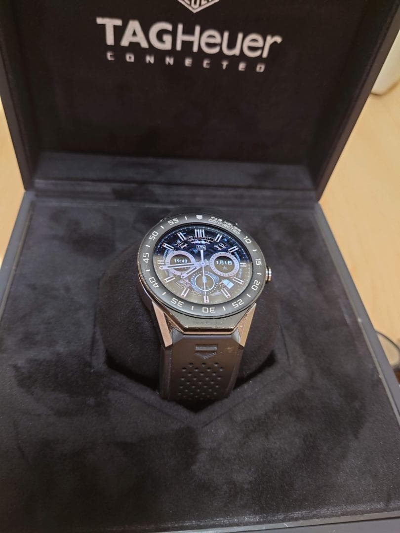 TAG HEUER Connected スマートウォッチ