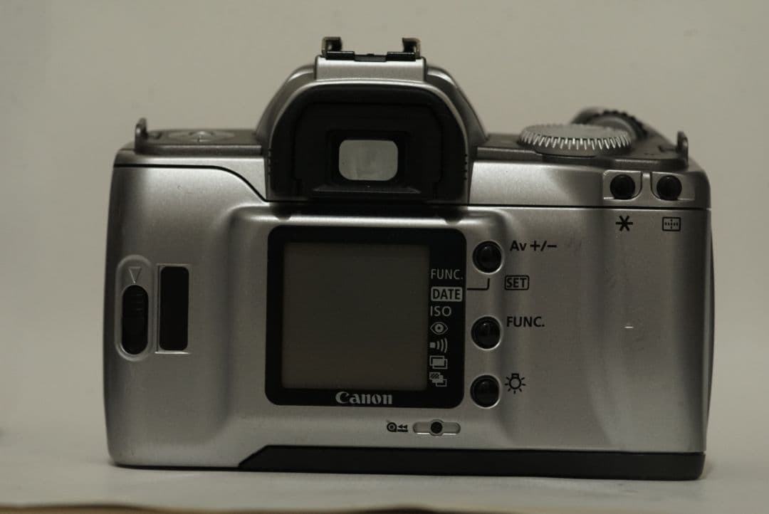 【美品】EOS Kiss 5　キヤノン　CANON 一眼レフ　フィルムカメラ