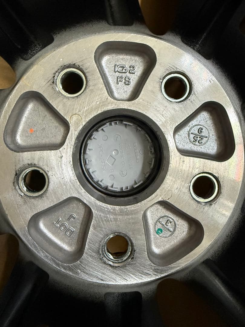 【新車外し 美品】スバル レヴォーグ レイバック 純正 18in 4本セット