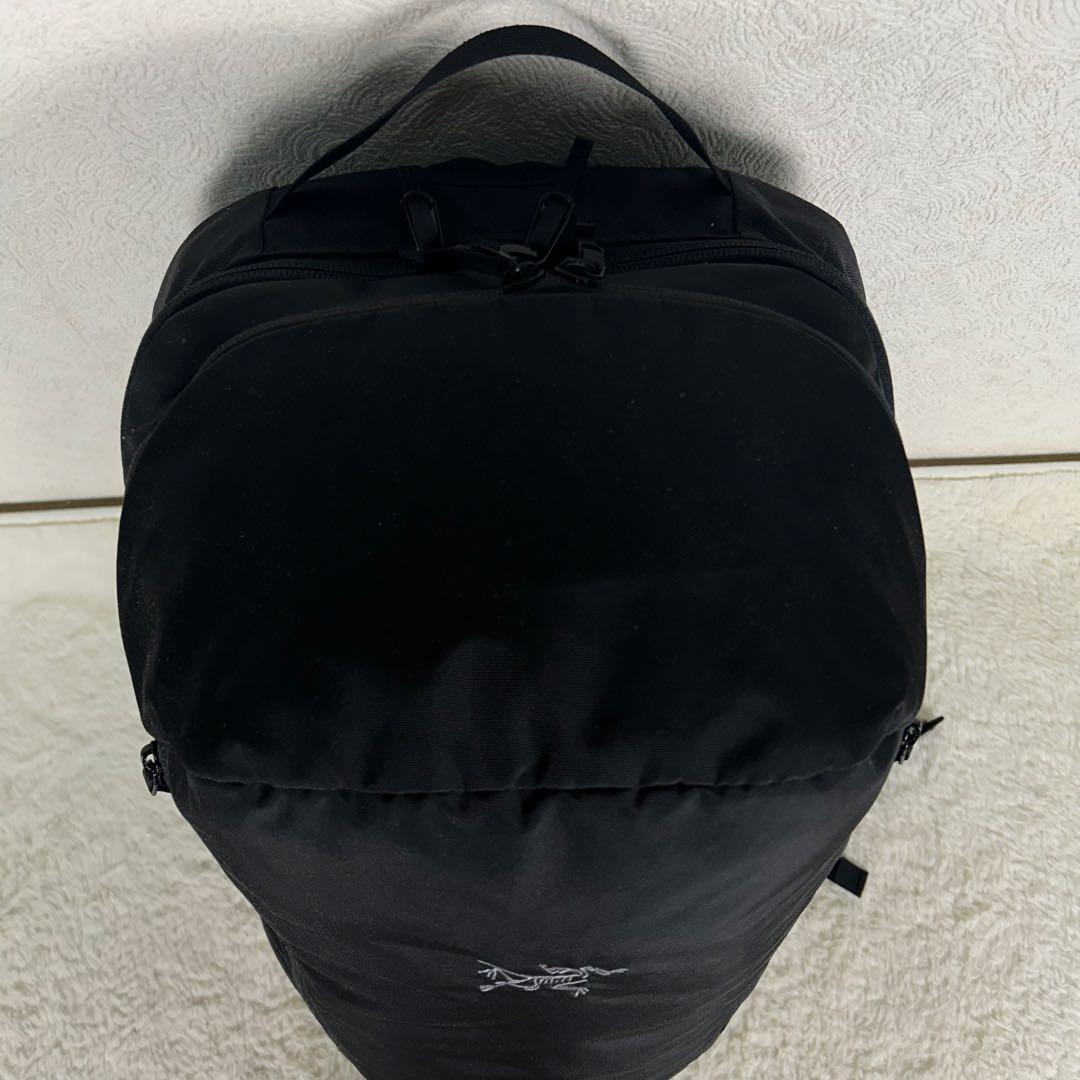 希少 美品 アークテリクス mantis 32 Black 廃盤