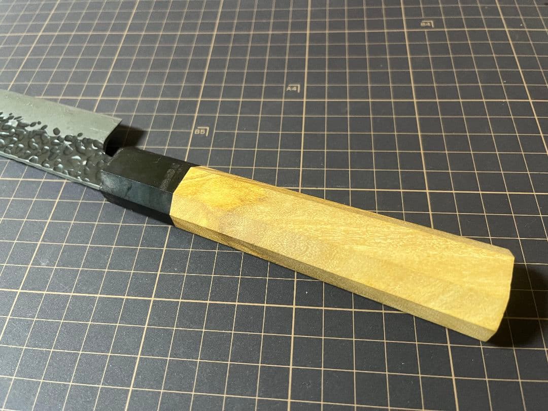 Ｖ金10号 刺身包丁 黒打鍛造 ダマスカス V10 八角柄 先丸柳刃 包丁