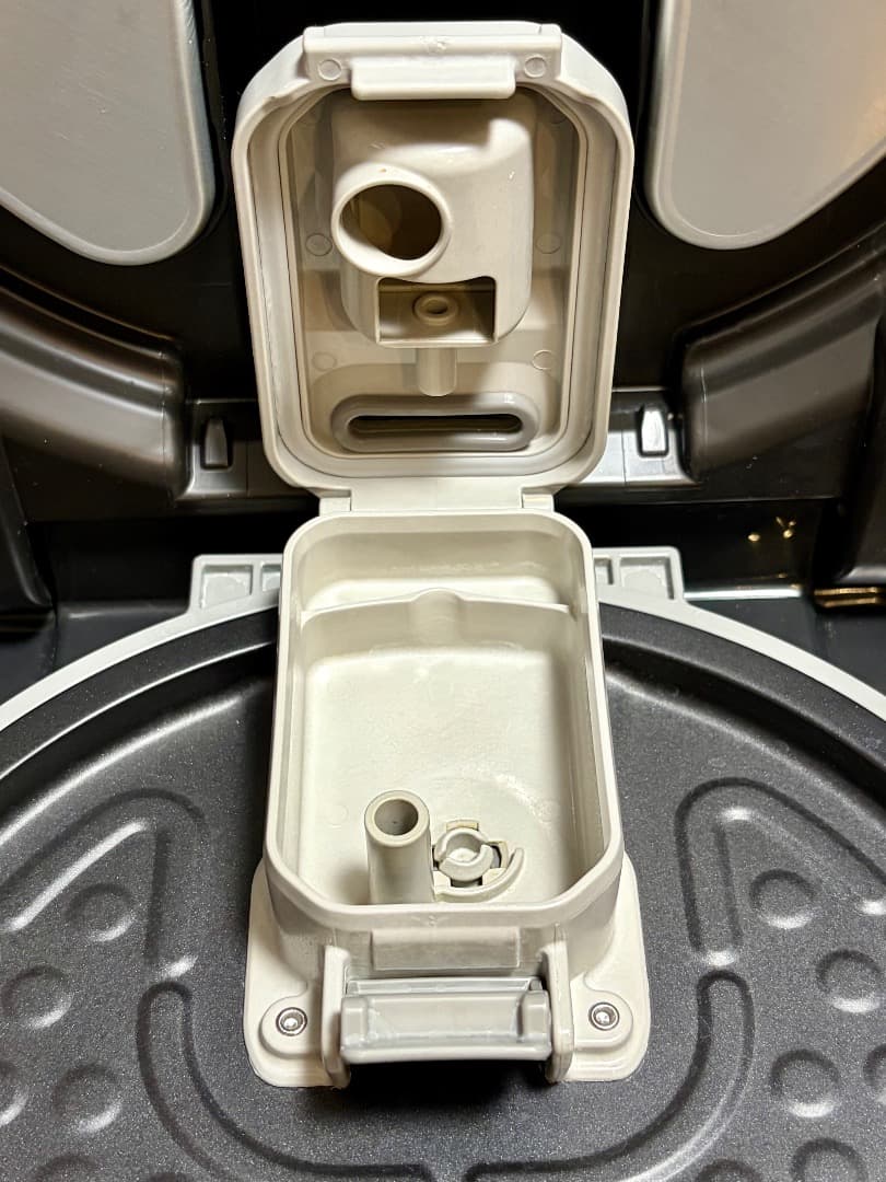 【送料込み】三菱電機 備長炭 炭炊釜 NJ-VXC10-B 黒曜 2021年製