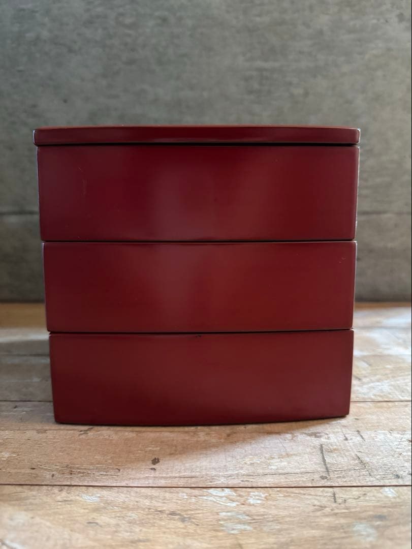 漆器製 赤色 3段重箱 四角形