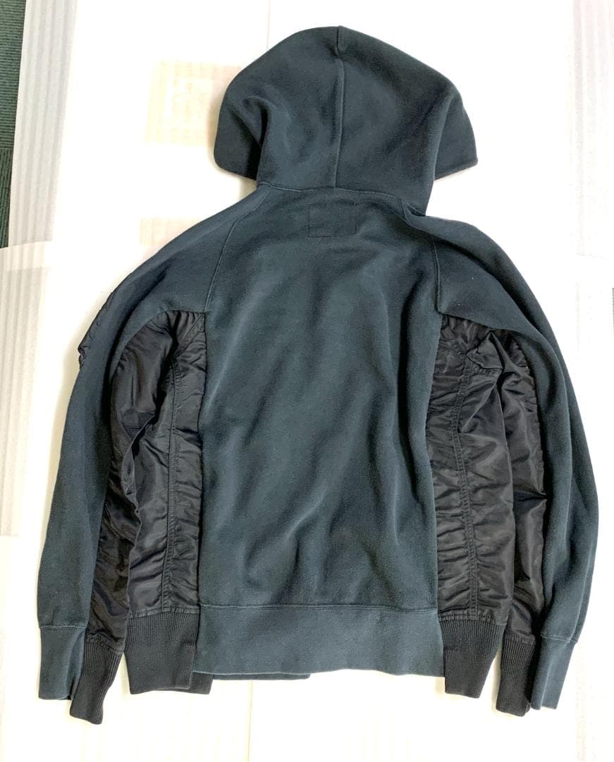 h*x様 ナイキ　Sacai コラボ パーカー 長袖 ブラック S　251125