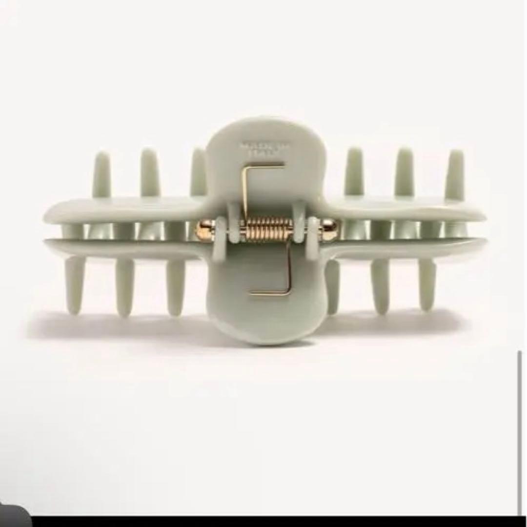 新品未使用　undo ヘアクリップ　ライトグリーン クロークリップ 中型 箱付き