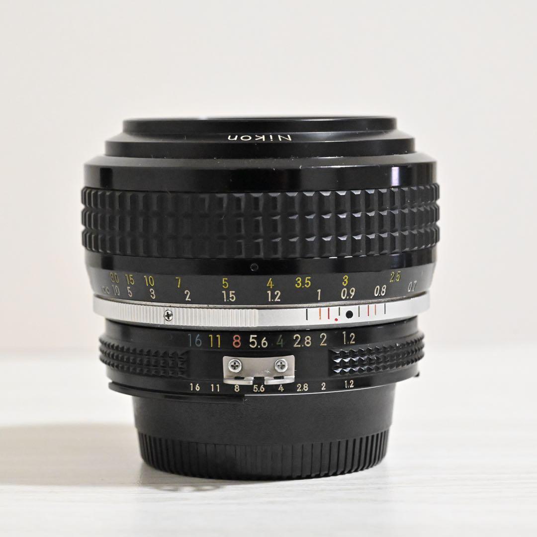 Nikon Nikkor 50mm f/1.2 レンズ