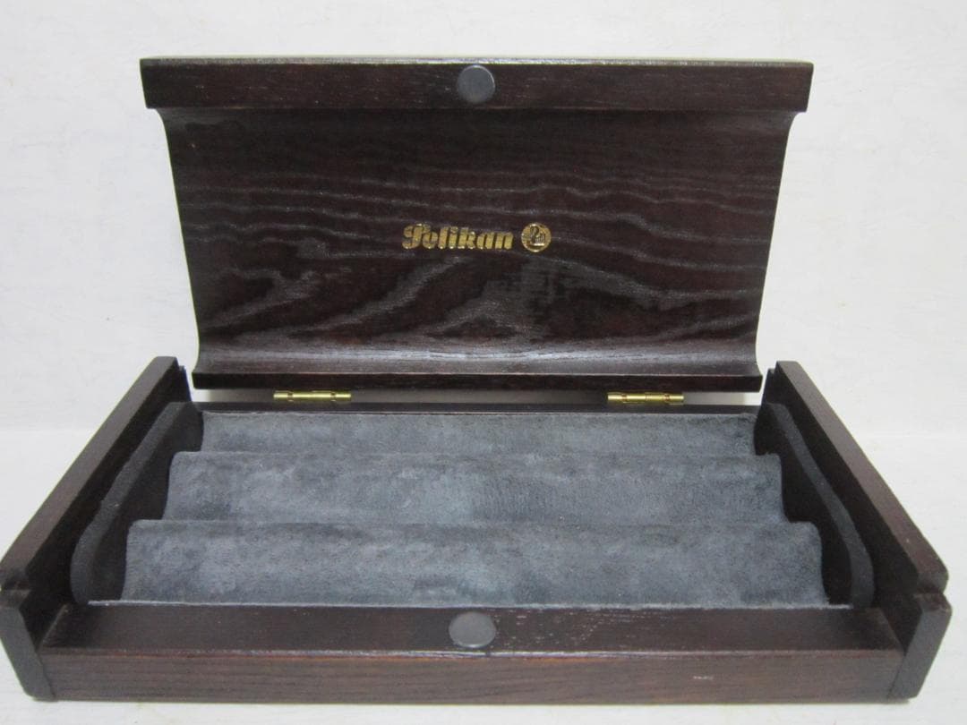 ペリカン　万年筆　ペンケース　木製　セミアンティーク品　万年筆は参考品