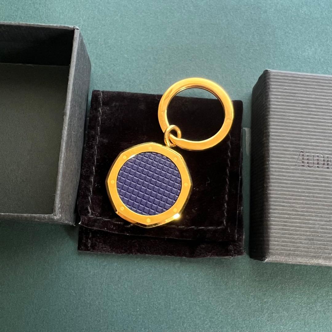 Audemars Piguet オーデマピゲ キーホルダー クロスクリーナー付き