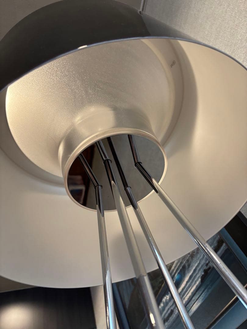 美品　FLOSフロス RAY F2 フロアライト ブラック