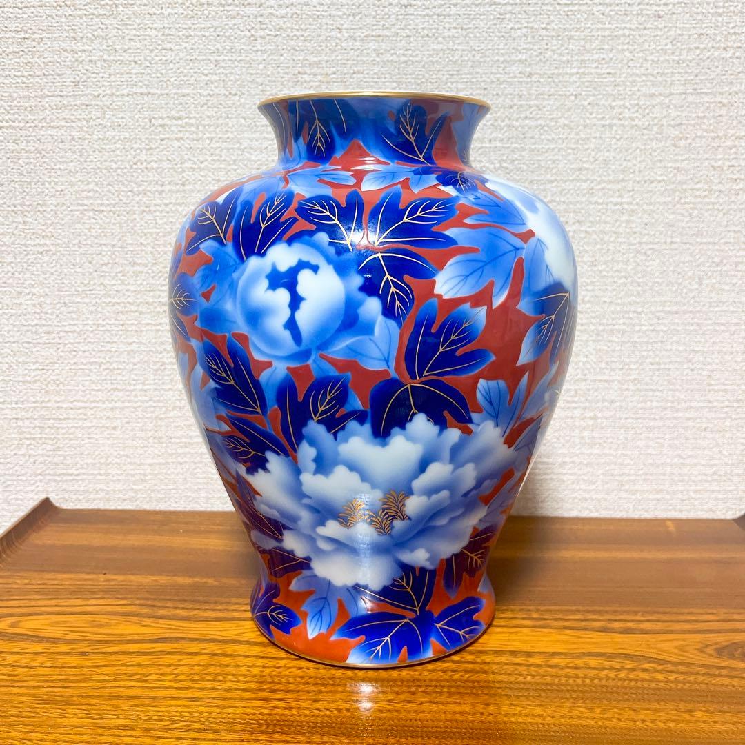 深川製磁 振牡丹外赤 花器　花瓶