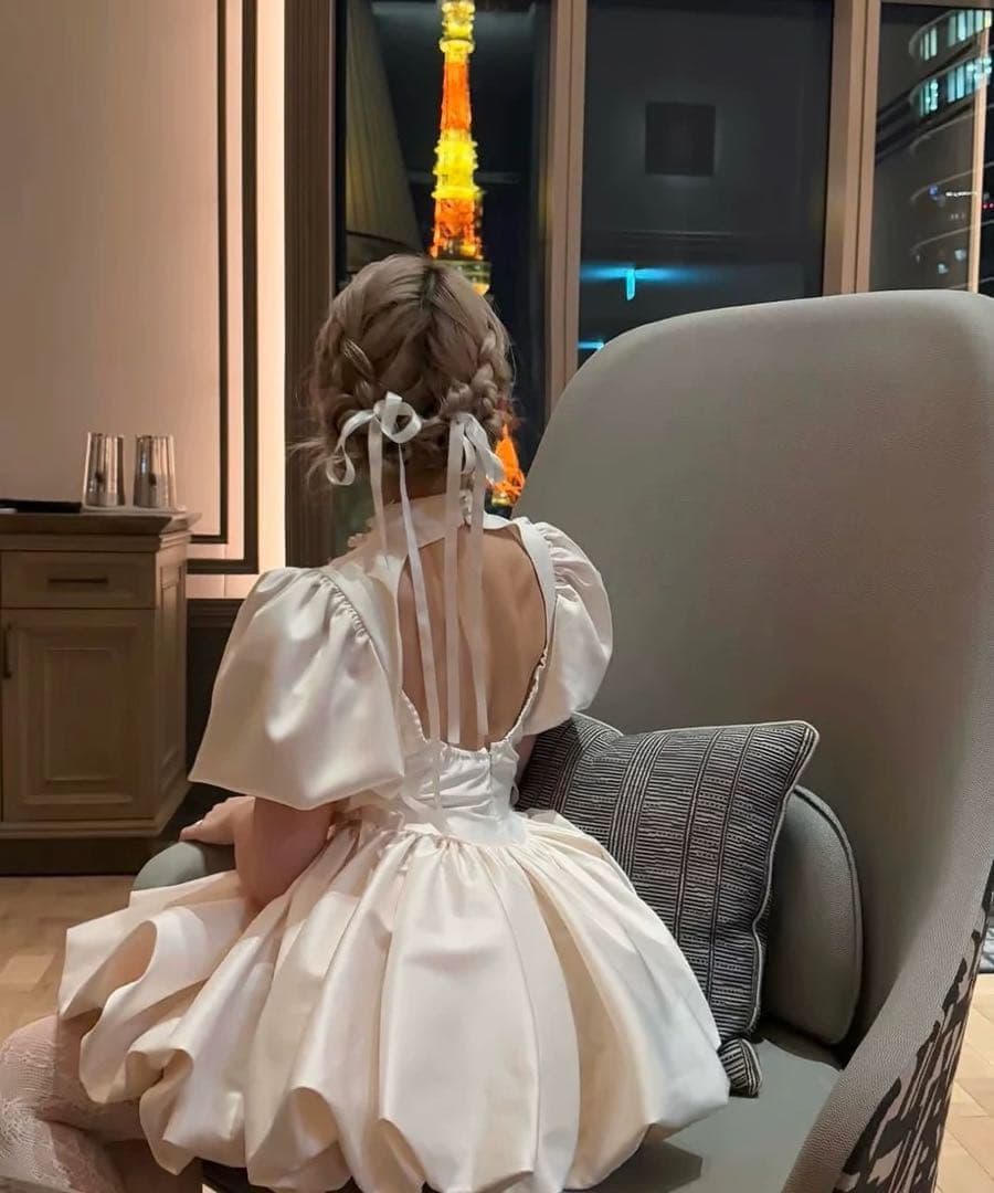 treat lirself サテンバルーンペプラムミニ ワンピース