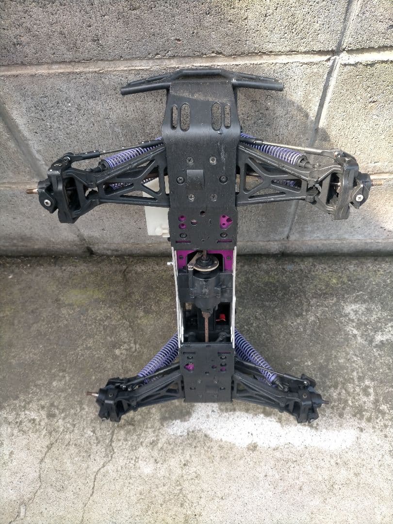 ★送料無料★HPIサベージ　エンジンラジコンカーシャーシオフロード　エンジン無