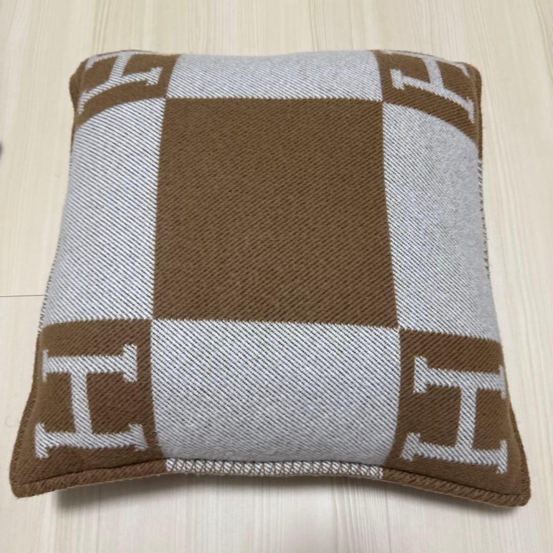 エルメス　チェック柄ウール風クッション2色セット