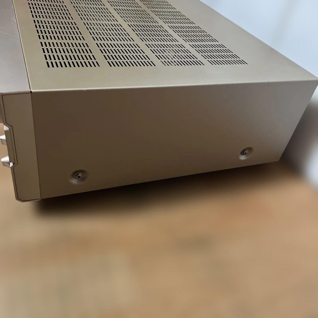 Yamaha DSP-AX530 AVアンプ ゴールド中古品です。