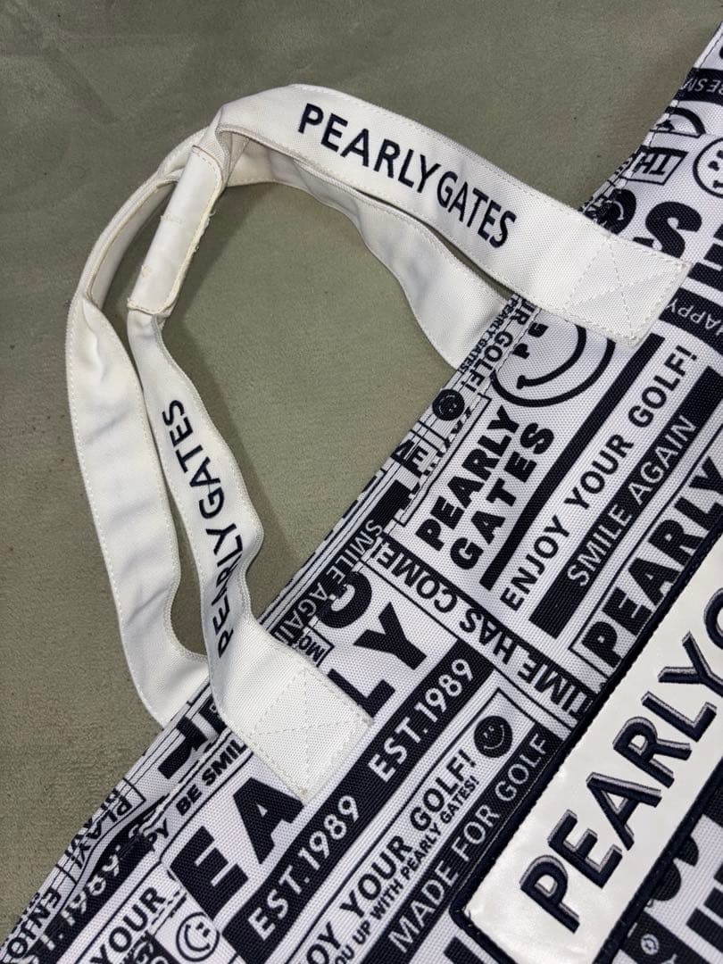 （大ちゃん）パーリーゲイツ、ニュースペーパー柄、ロッカーバッグとセット