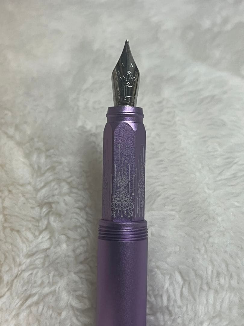 ☆限定 新品未使用 フェリスホイールプレス 万年筆 アルミカルーセル 字幅F☆