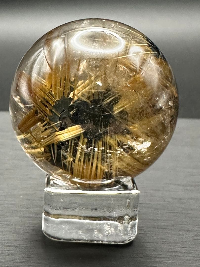 太陽放射ルチル　スフィア3.2cm