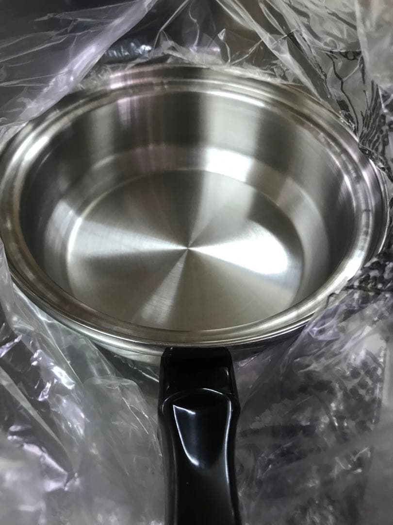 ＩＨ対応　1コートフタ付き　新品　インコア　ウイスコ