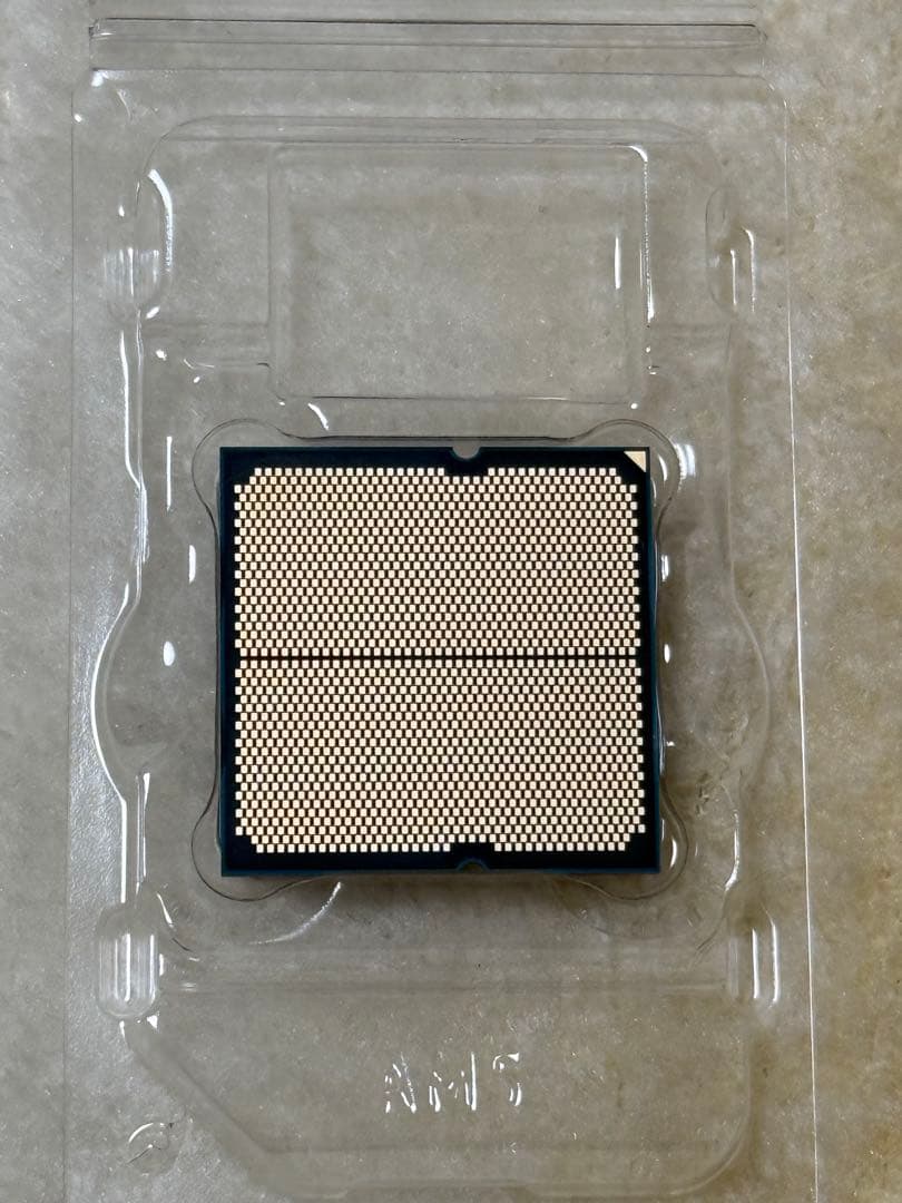 中古 AMD Ryzen 7 9700X CPU