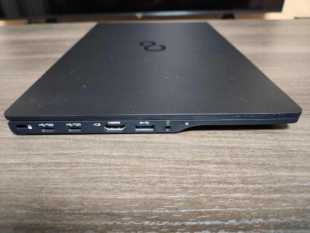 ほぼ未使用 LIFEBOOK UH i5-1235U 8GB Office他