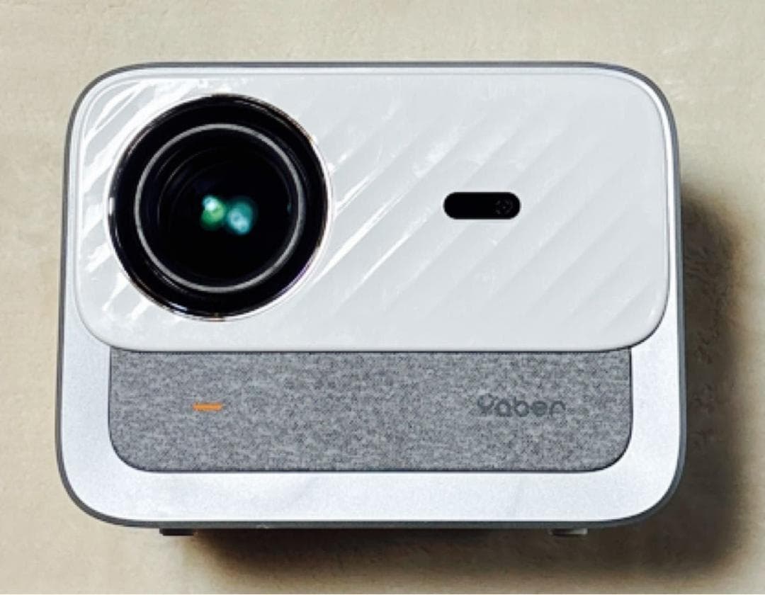 YABER V12 プロジェクター フルHD 4K対応 高輝度 未使用に近い