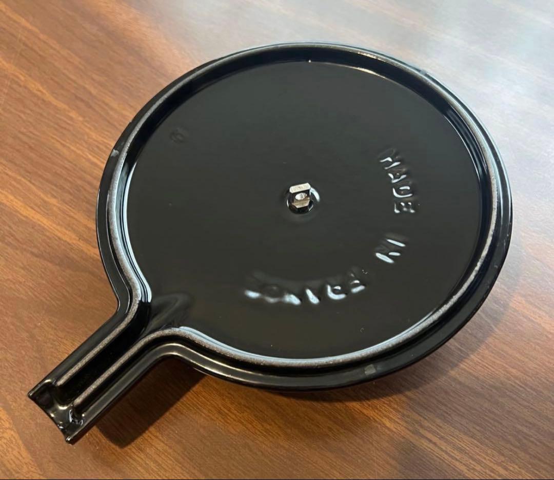 STAUB（ストウブ） ティーポット 丸型 急須　ワインレッド　やかん