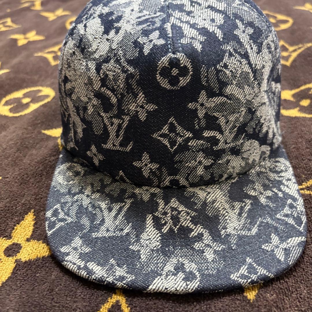 Louis Vuitton デニム風キャップ