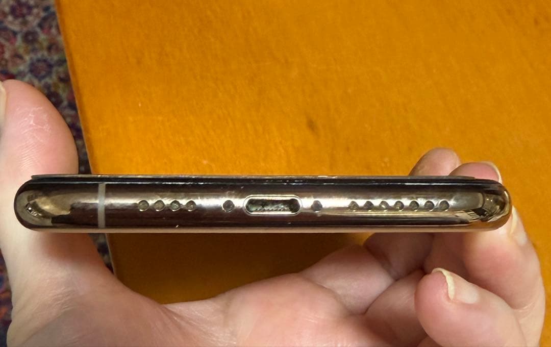 iPhone 11 Pro Max SIMロックなし