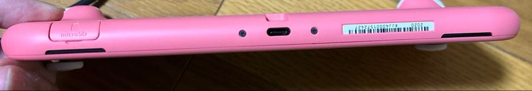 Switchライト　コーラル