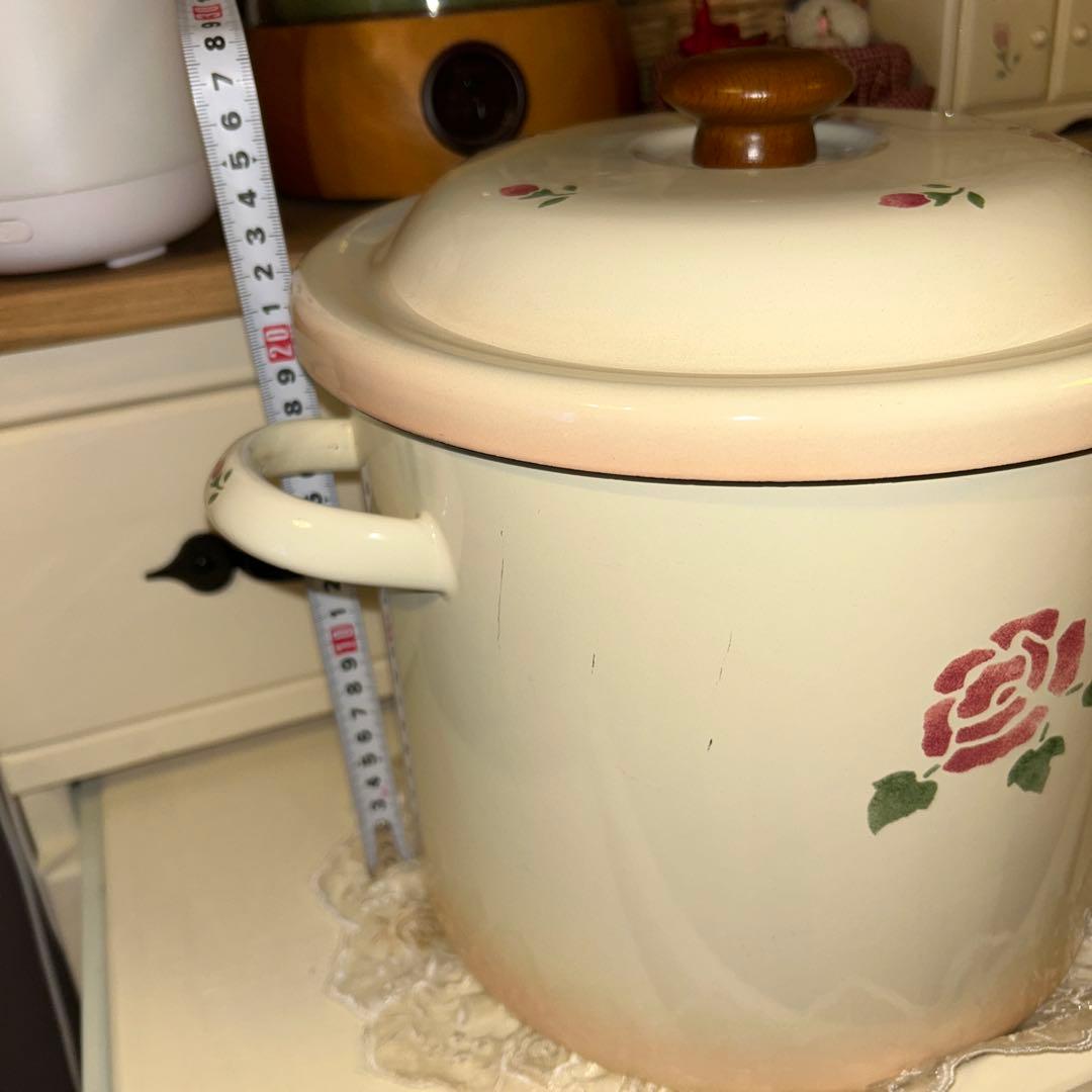 マニーローズ　ホーローライス缶