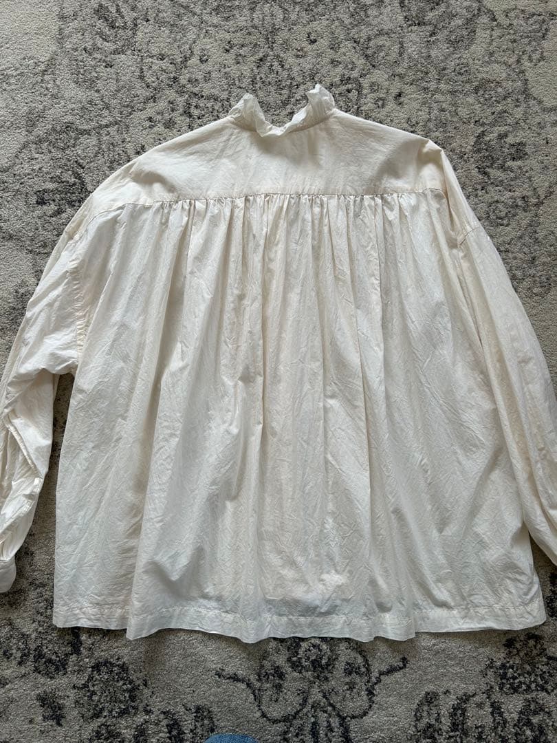 toujours レースピンタックラッフルシャツ