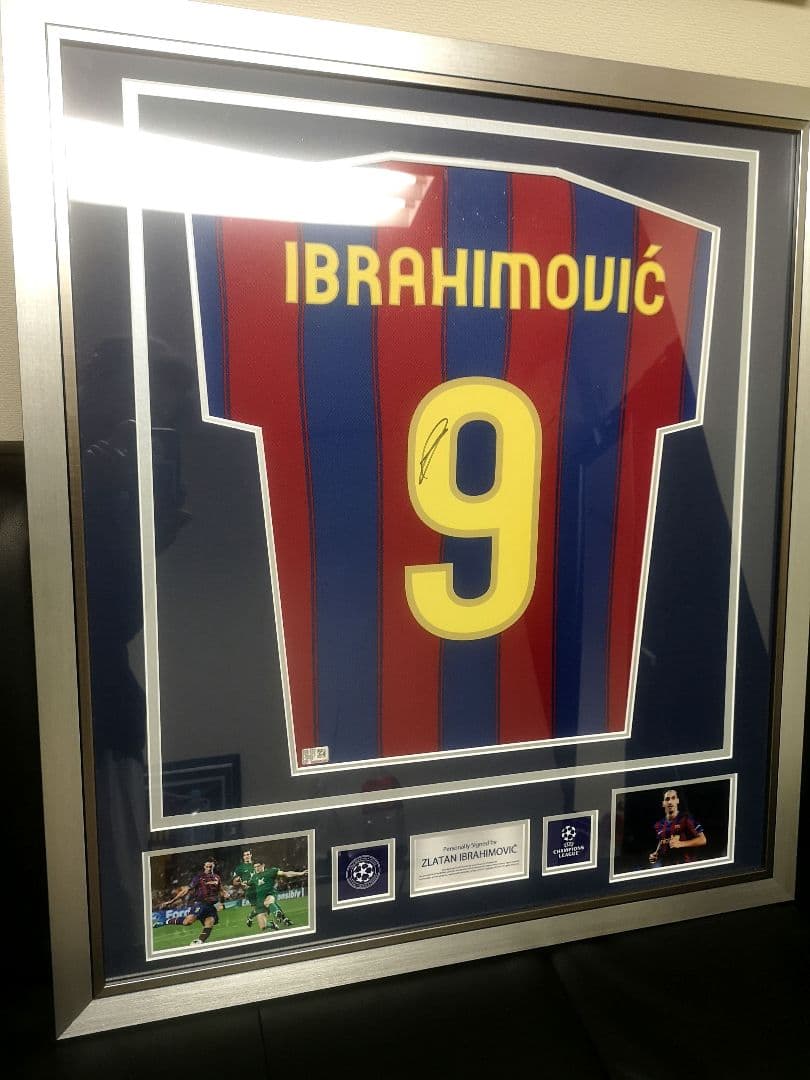 ズラタンイブラヒモビッチ　バルセロナ09/10 ICONSサインユニフォーム